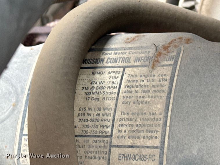 image for item FB6516 1989 Ford LNT8000 dump truck