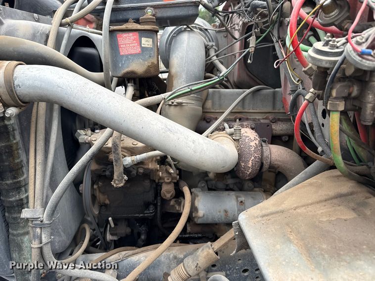 image for item FB6516 1989 Ford LNT8000 dump truck