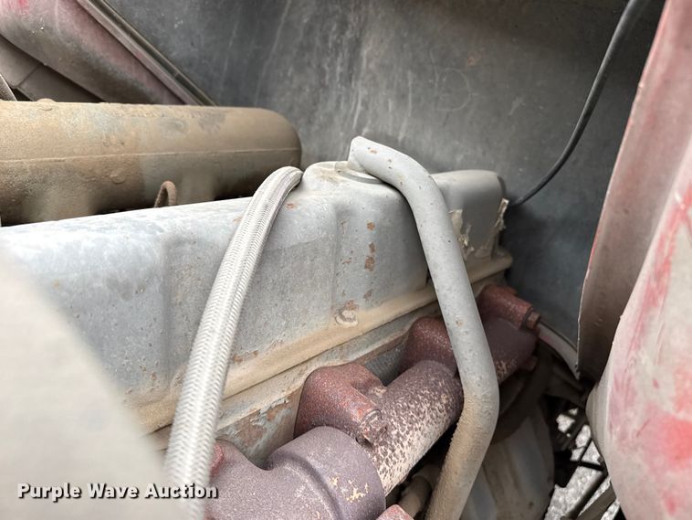 image for item FB6516 1989 Ford LNT8000 dump truck