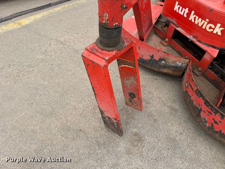 image for item FB6627 Kut Kwick SSM38-72D slope mower
