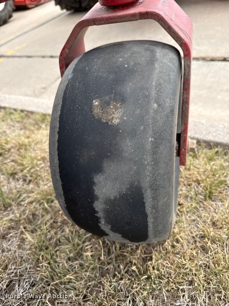 image for item FB6628 Exmark Radius ZTR lawn mower