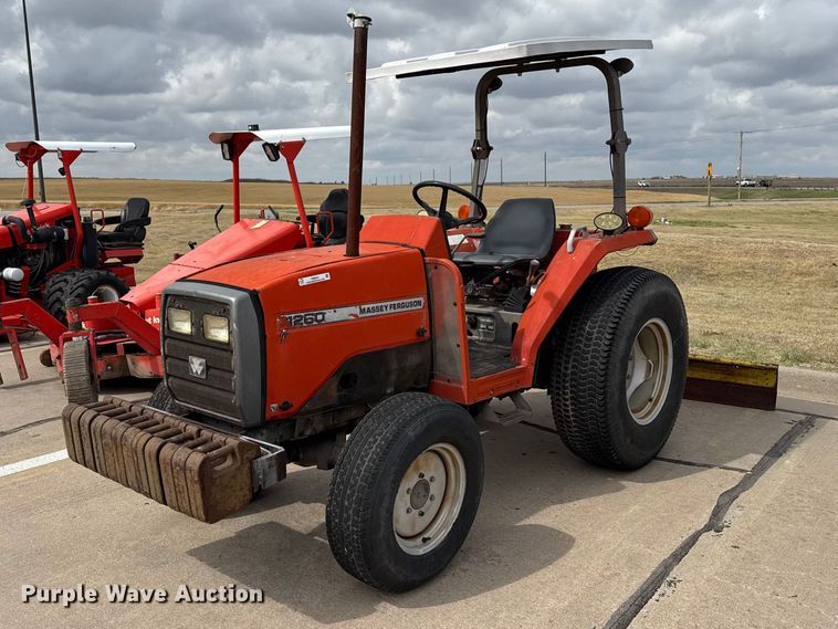 image for item FB6631 Massey Ferguson 1260 MFWD tractor