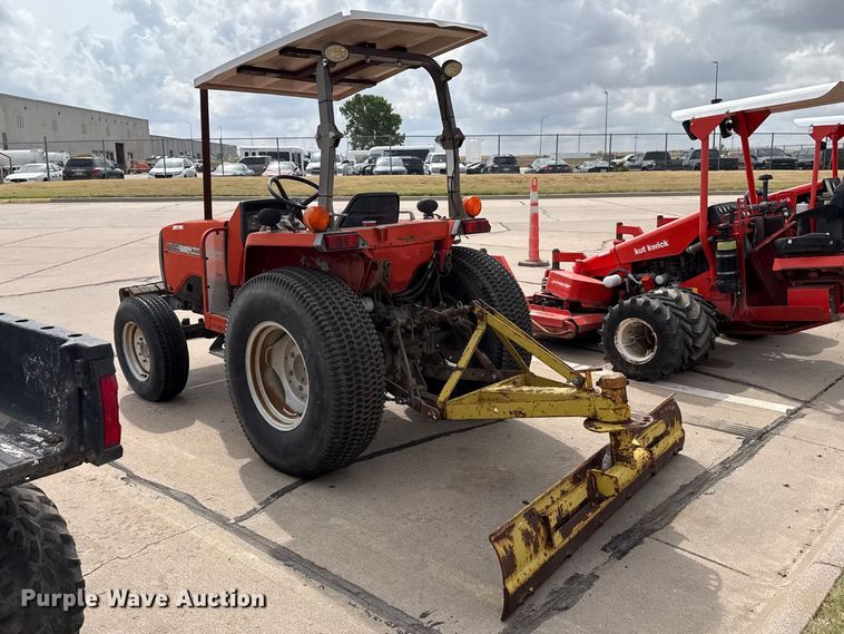 image for item FB6631 Massey Ferguson 1260 MFWD tractor