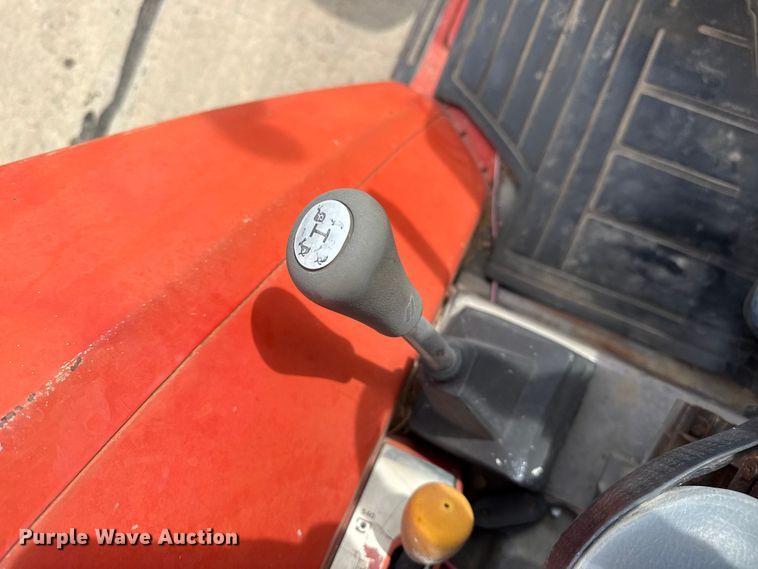 image for item FB6631 Massey Ferguson 1260 MFWD tractor