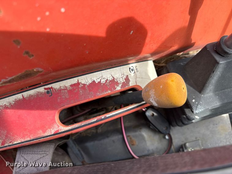 image for item FB6631 Massey Ferguson 1260 MFWD tractor