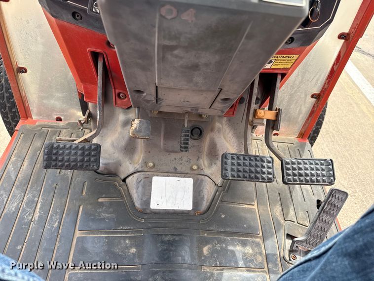 image for item FB6631 Massey Ferguson 1260 MFWD tractor