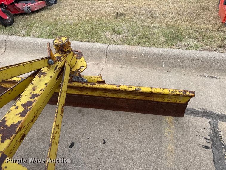 image for item FB6631 Massey Ferguson 1260 MFWD tractor