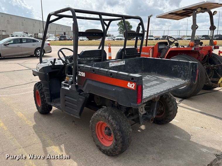 image for item FB6632 2013 Polaris 3200 utility vehicle