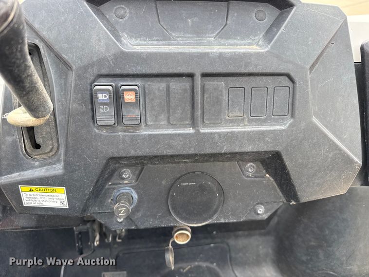 image for item FB6632 2013 Polaris 3200 utility vehicle