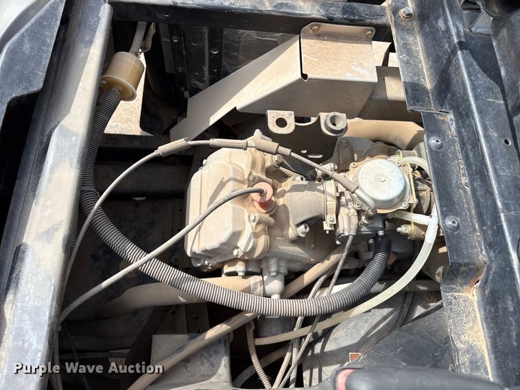 image for item FB6632 2013 Polaris 3200 utility vehicle