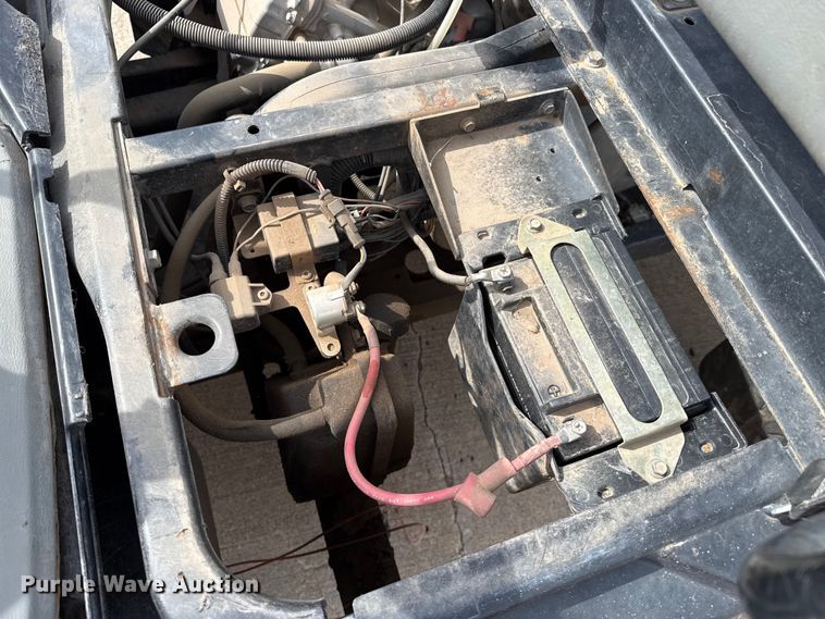 image for item FB6632 2013 Polaris 3200 utility vehicle