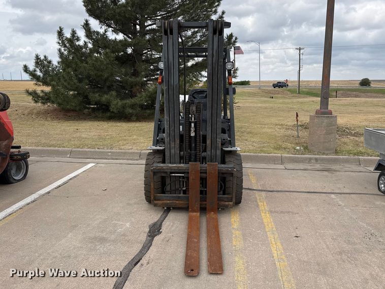 image for item FB6635 Nissan 60 forklift