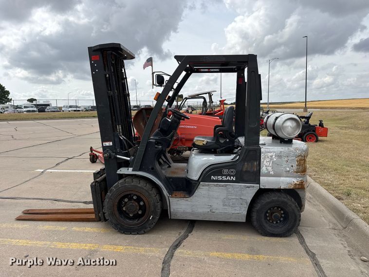 image for item FB6635 Nissan 60 forklift