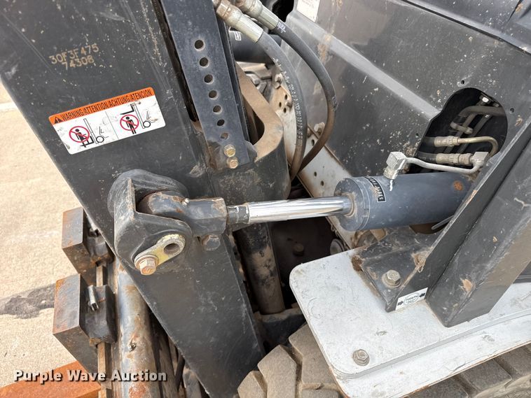 image for item FB6635 Nissan 60 forklift