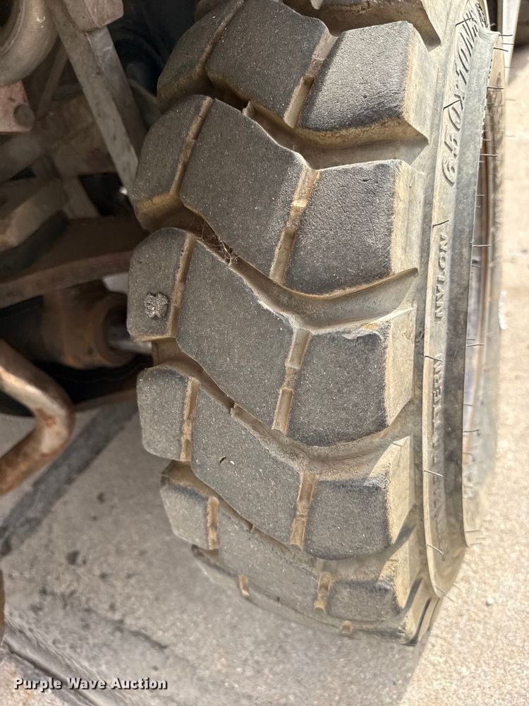 image for item FB6635 Nissan 60 forklift