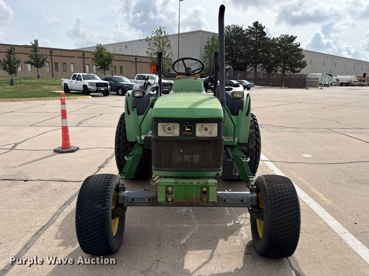 image for item FB6637 2001 John Deere 5320 tractor