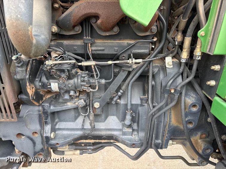 image for item FB6637 2001 John Deere 5320 tractor
