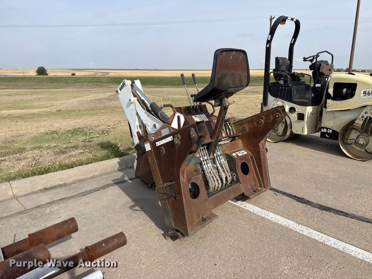 image for item FB6643 Bobcat 607 skid steer backhoe