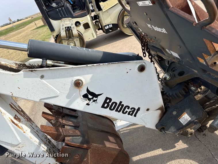 image for item FB6643 Bobcat 607 skid steer backhoe