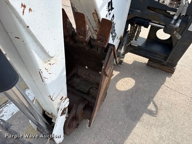 image for item FB6643 Bobcat 607 skid steer backhoe