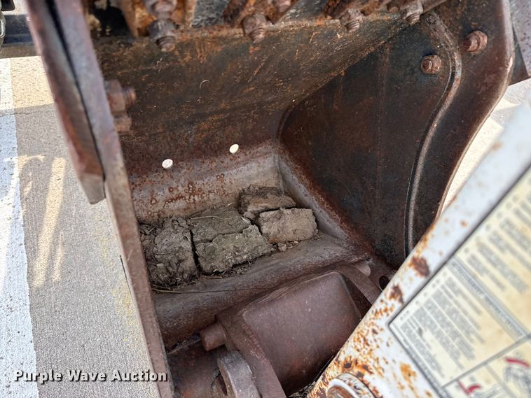 image for item FB6643 Bobcat 607 skid steer backhoe
