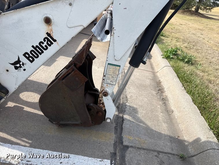 image for item FB6643 Bobcat 607 skid steer backhoe