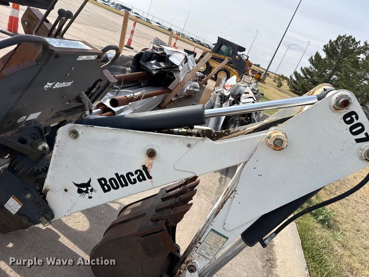 image for item FB6643 Bobcat 607 skid steer backhoe