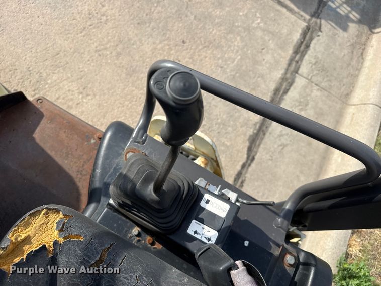 image for item FB6644 Volvo DD-24 double drum vibratory roller