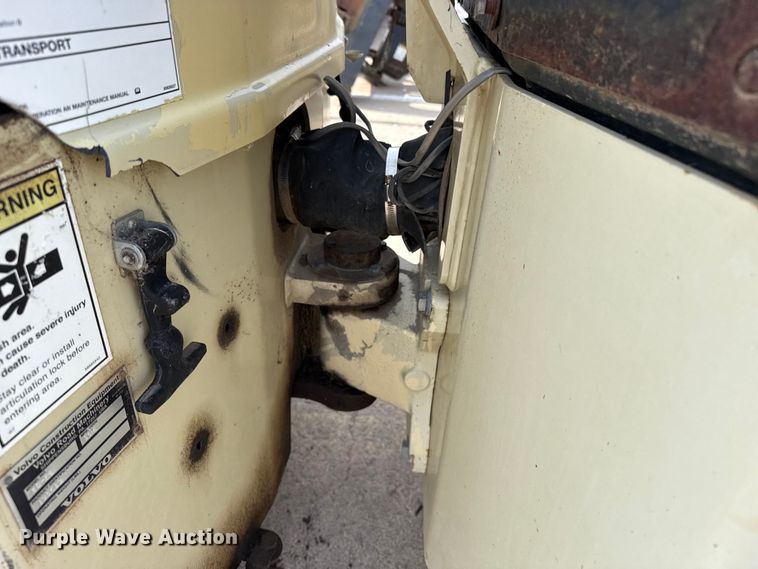 image for item FB6644 Volvo DD-24 double drum vibratory roller