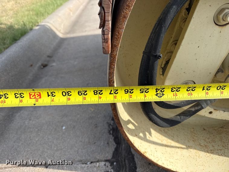 image for item FB6644 Volvo DD-24 double drum vibratory roller
