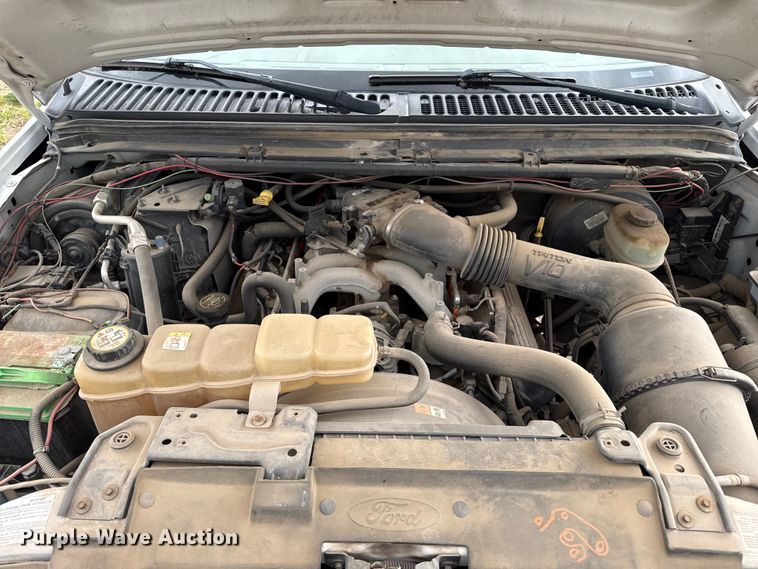image for item FB6647 2003 Ford F250 Super Duty XL flatbed pickup truck