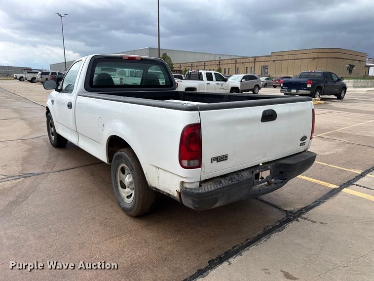 image for item FB6648 2002 Ford F150 XL pickup truck