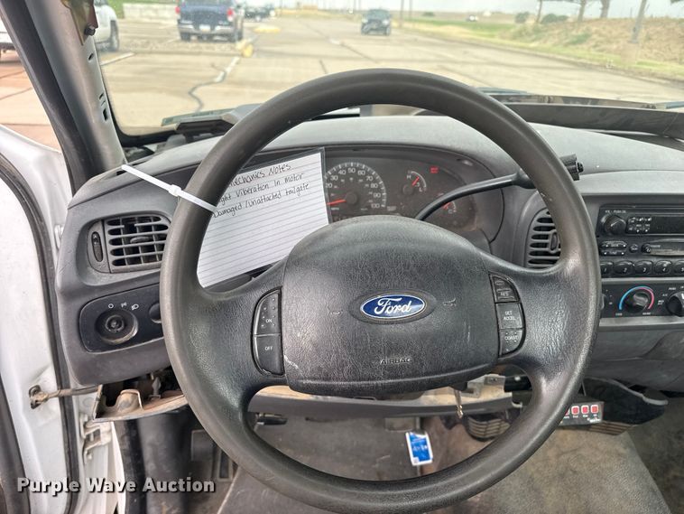 image for item FB6649 2003 Ford F150 XL pickup truck