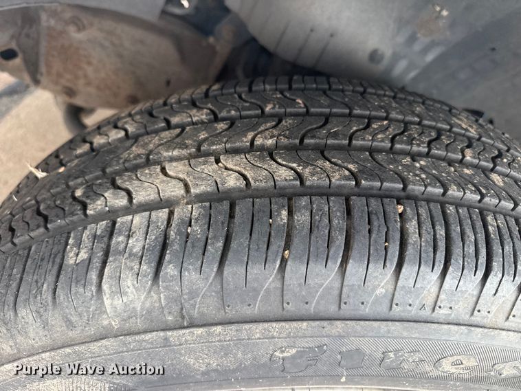 image for item FB6649 2003 Ford F150 XL pickup truck