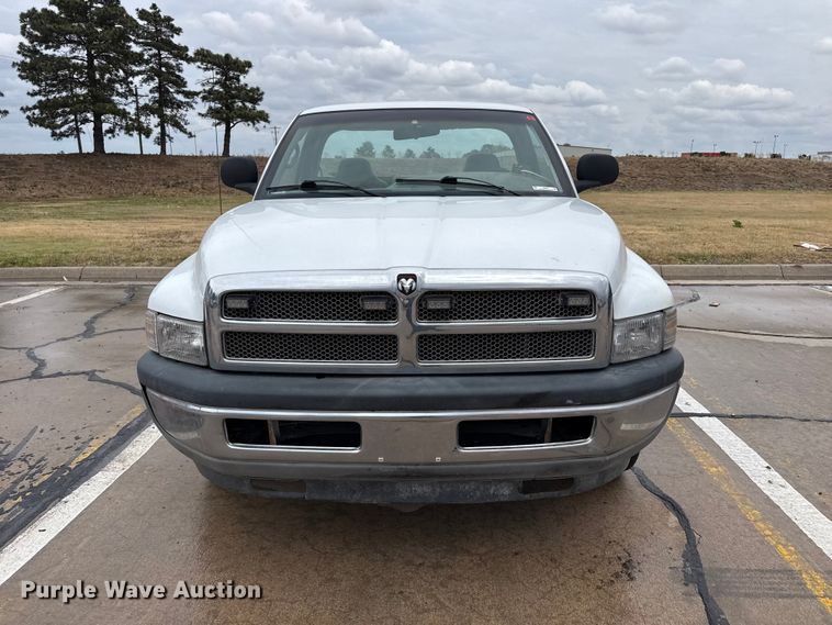 image for item FB6650 2001 Dodge Ram 1500 pickup truck