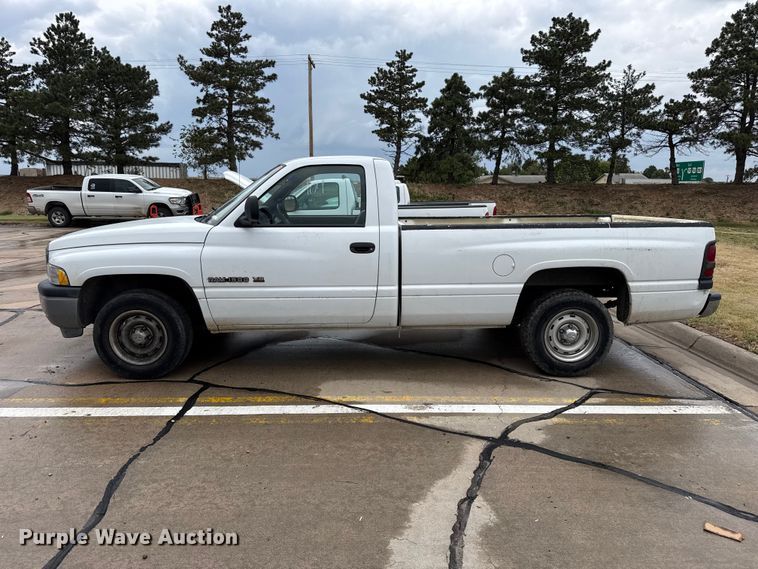 image for item FB6650 2001 Dodge Ram 1500 pickup truck