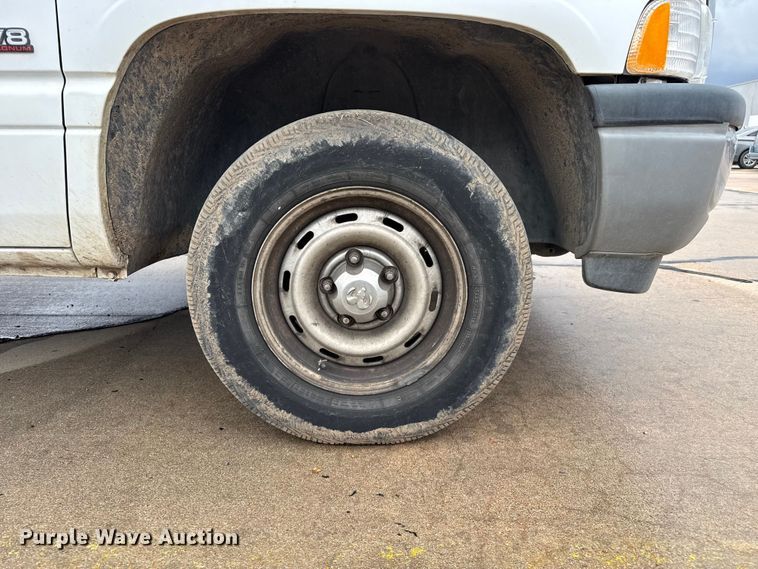 image for item FB6650 2001 Dodge Ram 1500 pickup truck