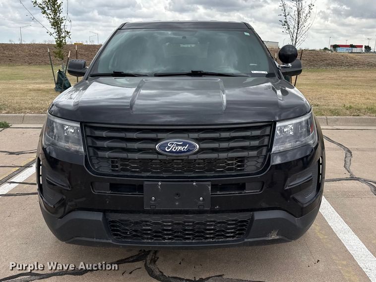 image for item FB6652 2019 Ford Explorer Police SUV