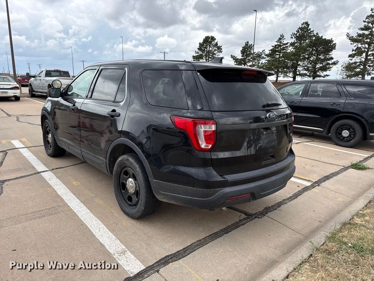 image for item FB6652 2019 Ford Explorer Police SUV