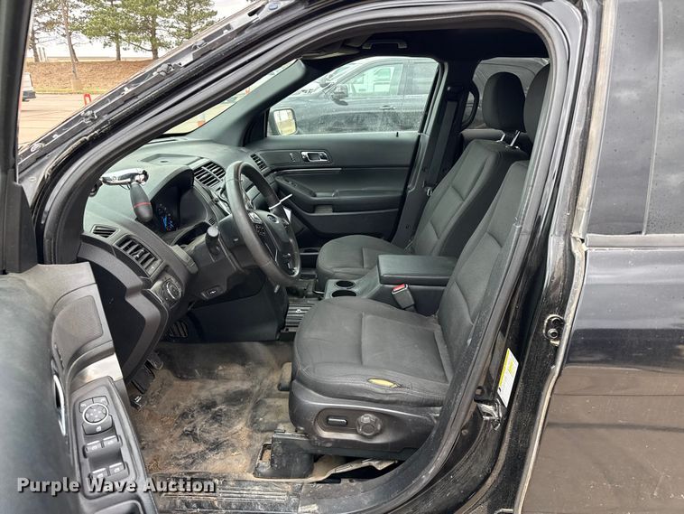 image for item FB6652 2019 Ford Explorer Police SUV