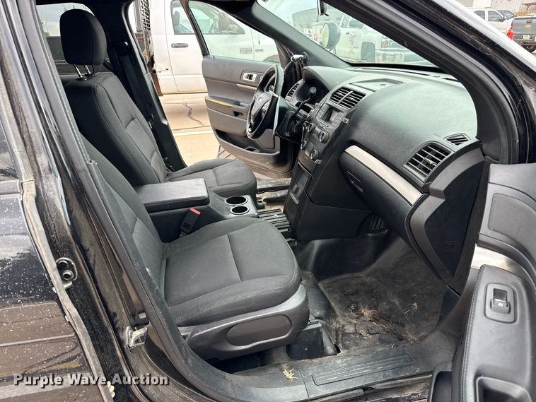 image for item FB6652 2019 Ford Explorer Police SUV