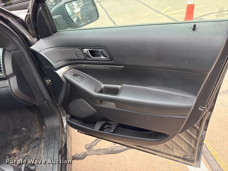 image for item FB6652 2019 Ford Explorer Police SUV