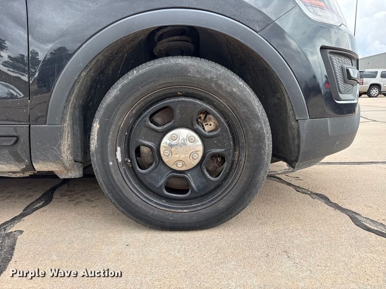 image for item FB6652 2019 Ford Explorer Police SUV