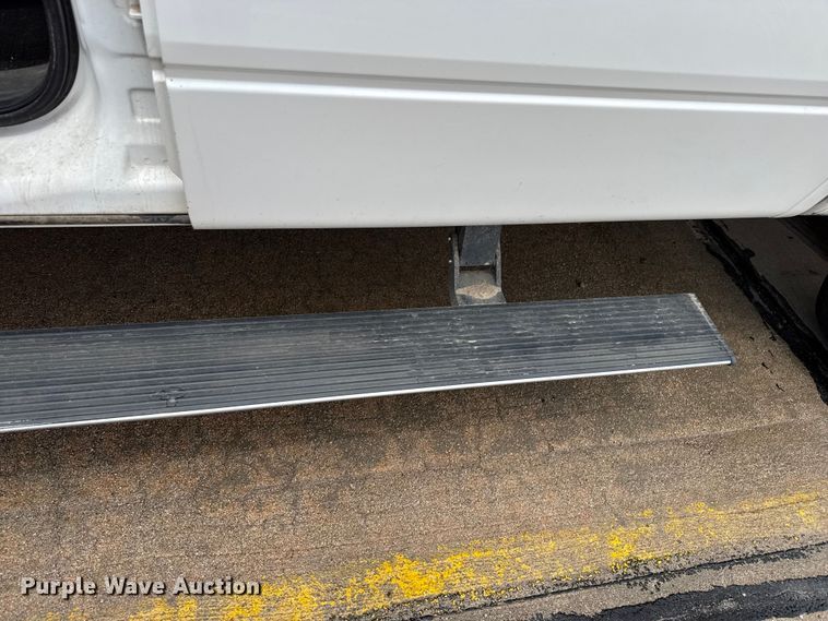 image for item FB6656 2011 Ford F150 Crew Cab pickup truck