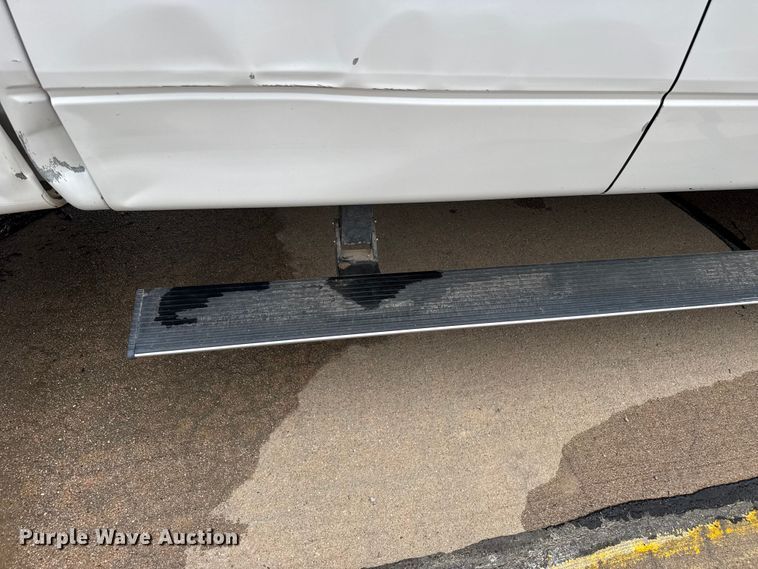 image for item FB6656 2011 Ford F150 Crew Cab pickup truck