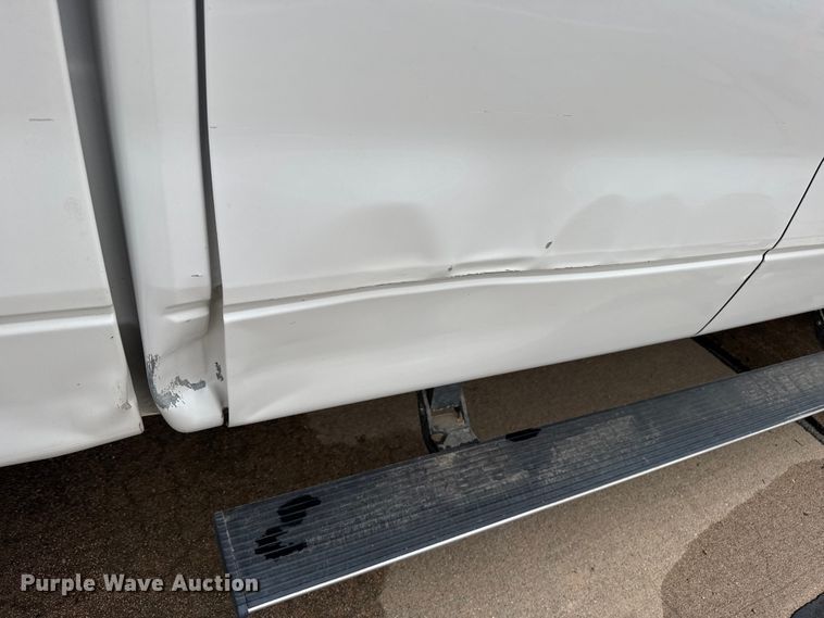 image for item FB6656 2011 Ford F150 Crew Cab pickup truck