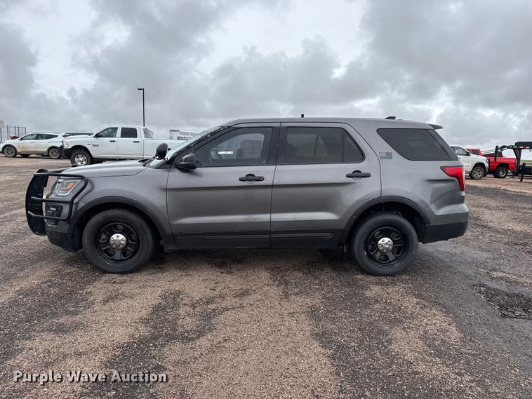 image for item FB6662 2017 Ford Explorer Police SUV