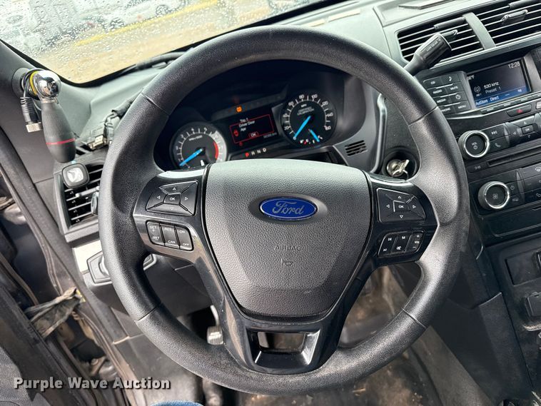 image for item FB6662 2017 Ford Explorer Police SUV