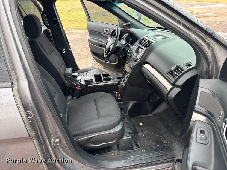 image for item FB6662 2017 Ford Explorer Police SUV