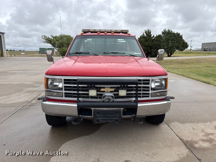 image for item FB6668 1993 Chevrolet 3500 brush fire truck